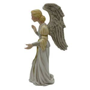 Female Creche Angel Greenwich Workshop Porcelain Figurine James C. Christensen
